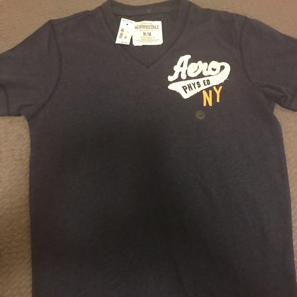 Aeropstale v neck t shirt. NWT